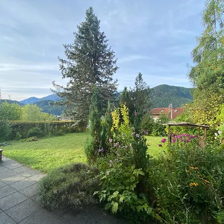 Holiday home Am Weissensee Mit Seeblick Ge9